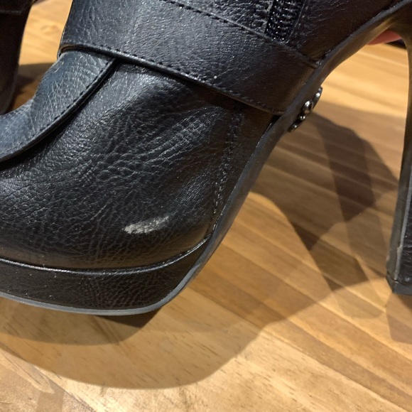 Simply Vera by Vera Wang Platform shoes size 8 - Picture 4 of 6